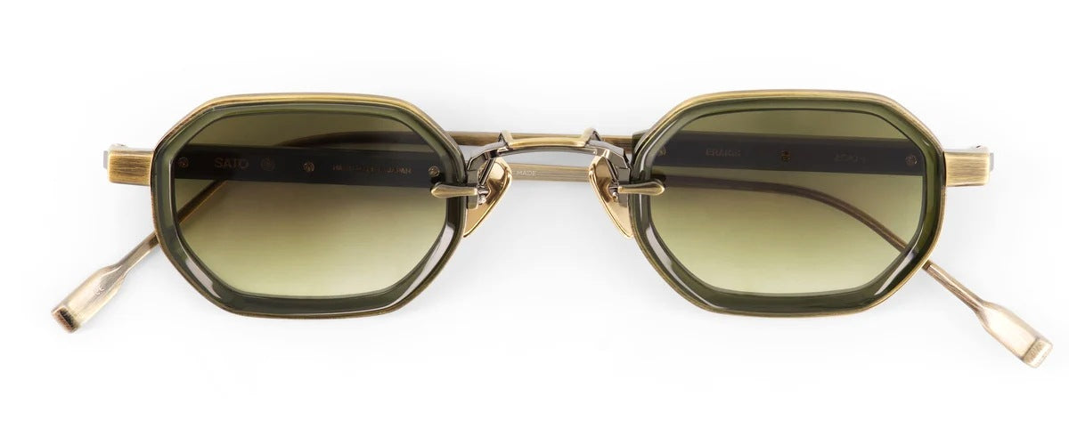 Sato Erakis Sonnenbrille, Ansicht 3